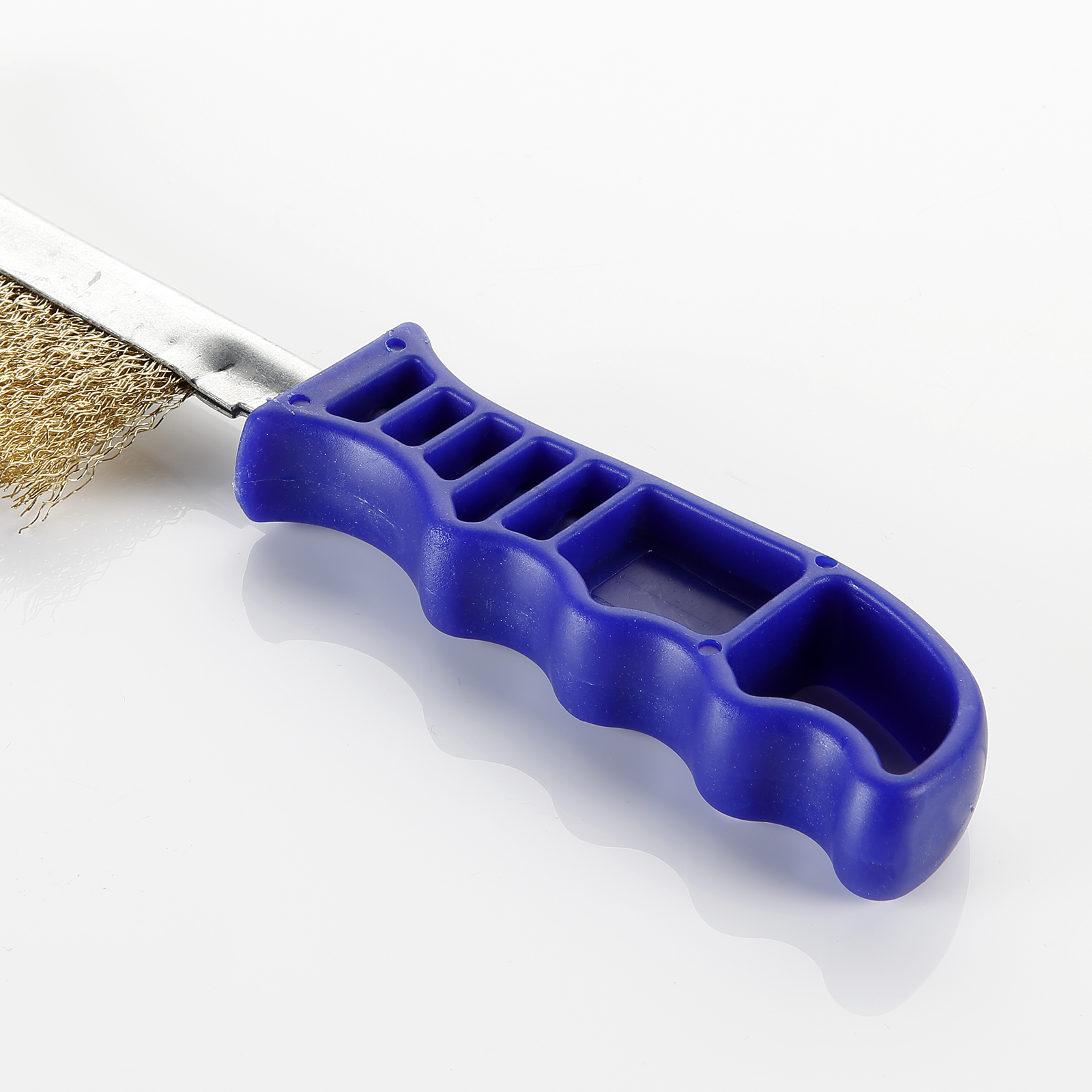Crimped Brass Plated Wire Brush With Plastic Handle ALYCO